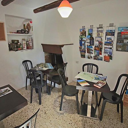 Nice Flat In Arcevia With Swimming Pool Exterior foto
